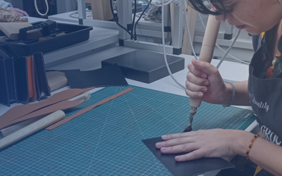 Rencontre avec Coline, apprentie en CAP Maroquinerie